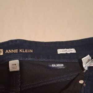 Anne Klein High Rise Blue Jeans